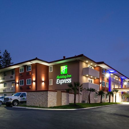 Holiday Inn Express - Santa Rosa North By Ihg Exterior photo