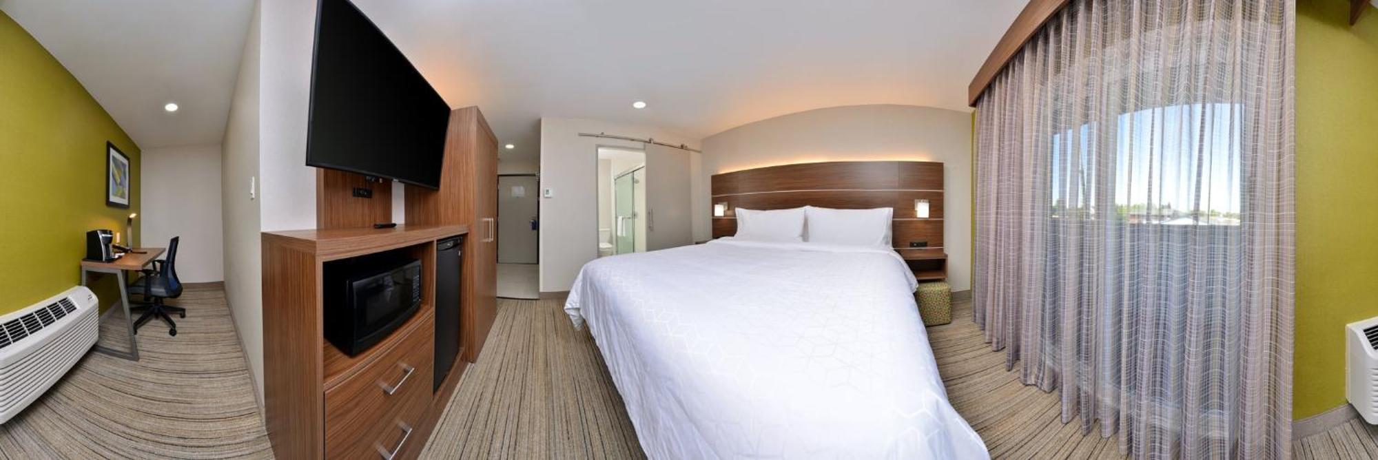 Holiday Inn Express - Santa Rosa North By Ihg Exterior photo