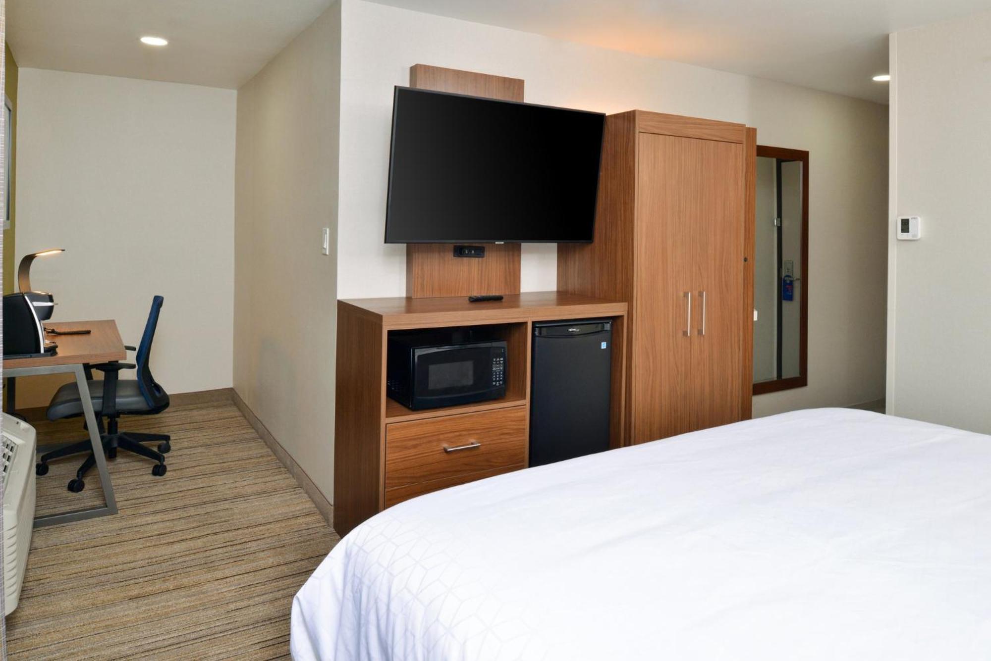 Holiday Inn Express - Santa Rosa North By Ihg Exterior photo