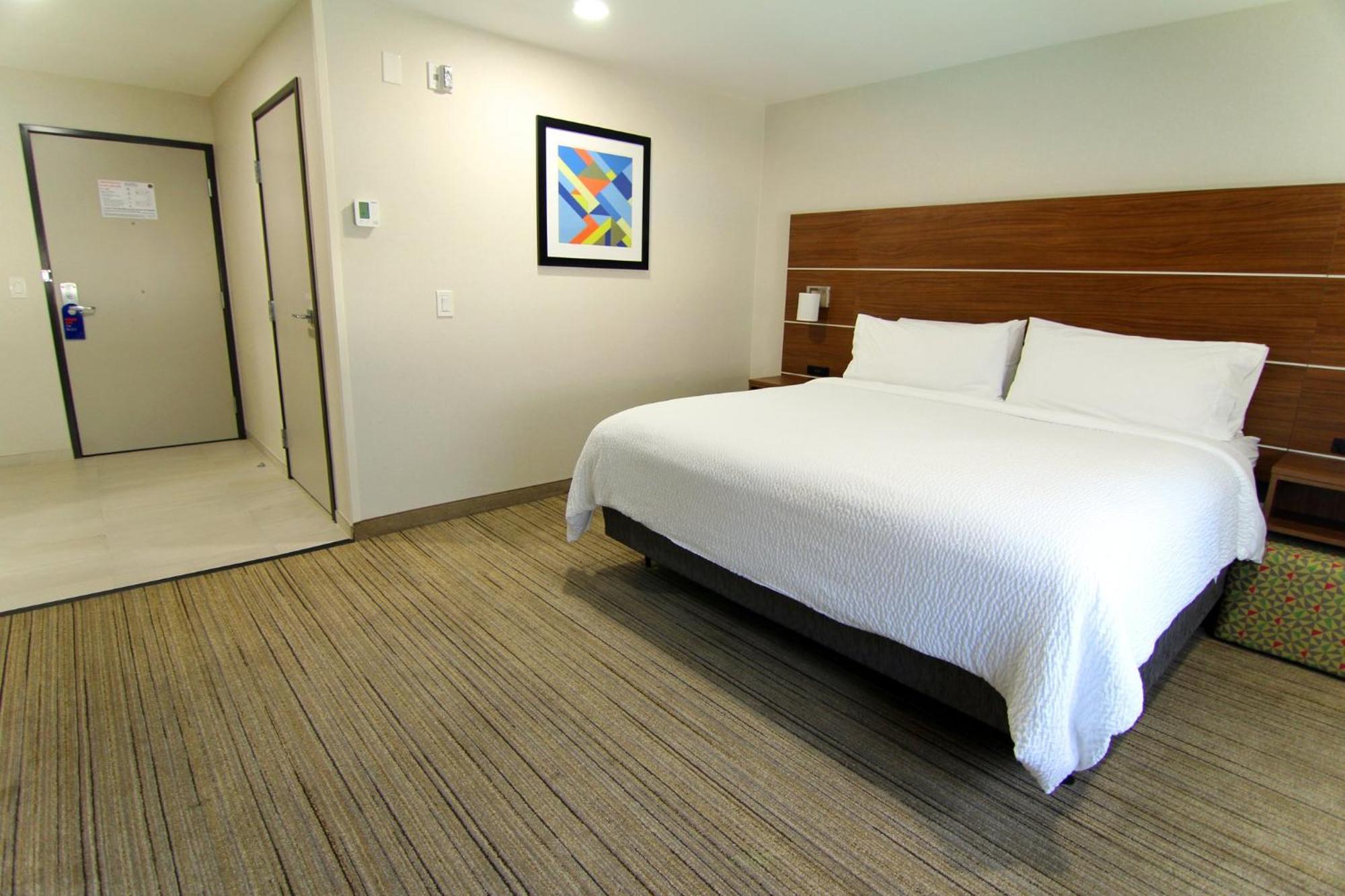 Holiday Inn Express - Santa Rosa North By Ihg Exterior photo
