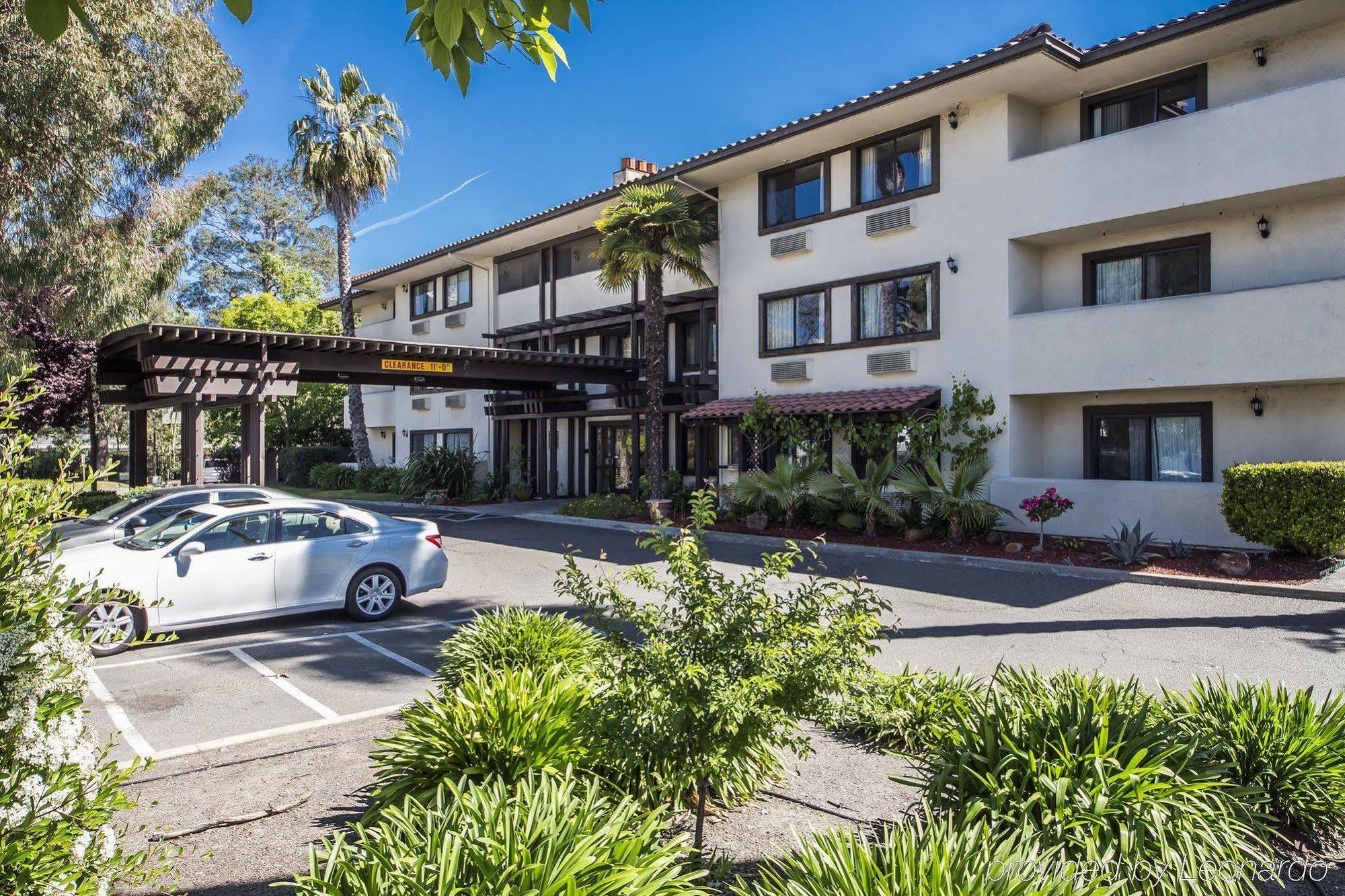 Holiday Inn Express - Santa Rosa North By Ihg Exterior photo