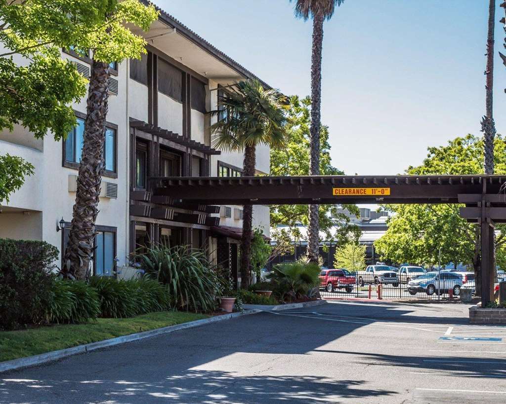 Holiday Inn Express - Santa Rosa North By Ihg Exterior photo